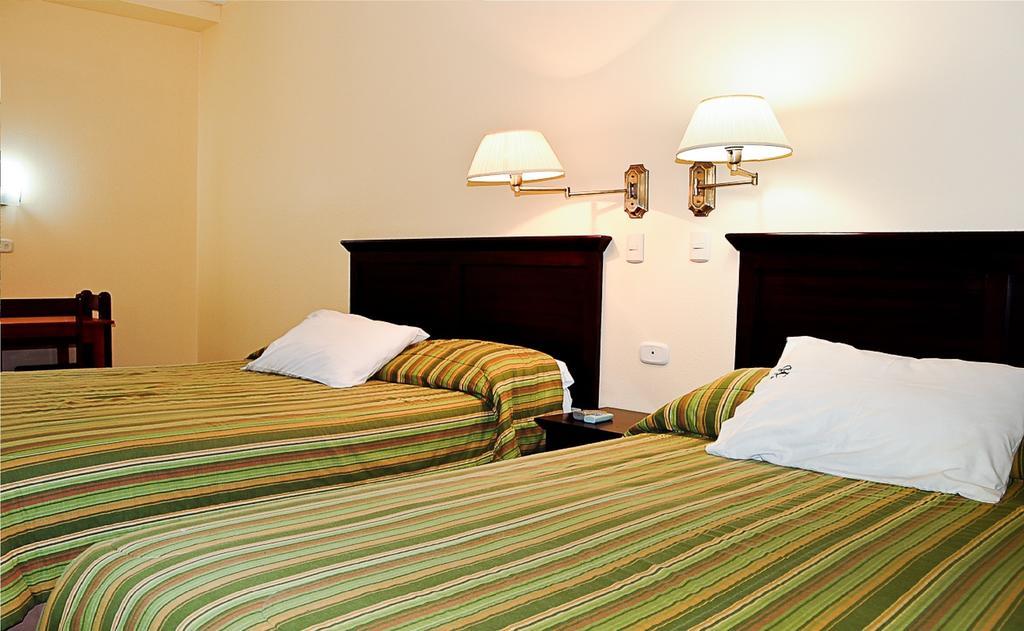 Hotel Presidente Selva La Merced  Phòng bức ảnh